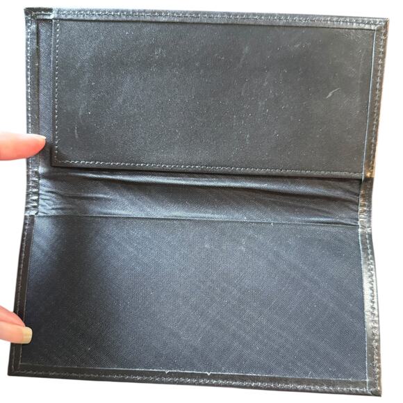 Dooney & Bourke Vintage Pebbled Black Leather Tri Fold Wallet & Check Book - Picture 9 of 9